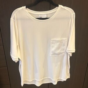 Elegant White Short Sleeve Tee